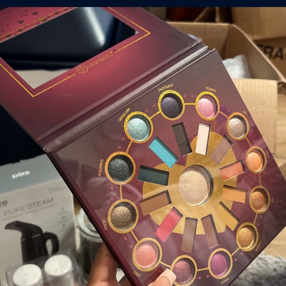 Zodiac pallet - Picture 2 of 3